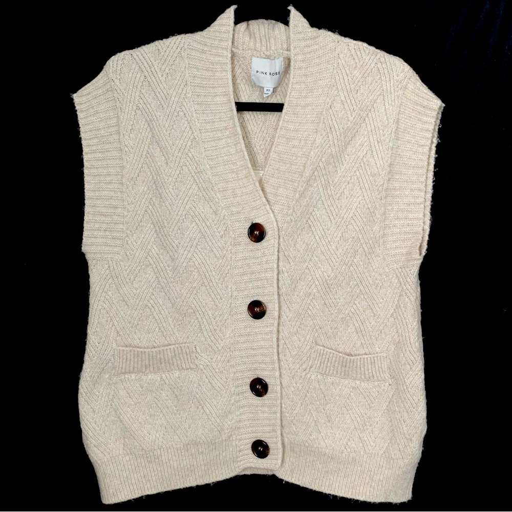 Pink Rose Heather Oatmeal Sleeveless V-Neck Buttoned Knit Cardigan